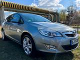 Opel Astra J Sports Tourer Design Edition - Opel Astra aus 2011: Sports Tourer