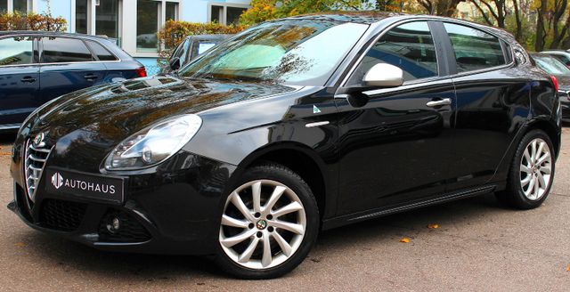 Alfa Romeo Giulietta Turismo SPORTPAKET* LEDER* PDC*