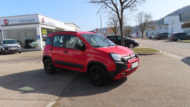 Fiat Panda City Cross 1,0 70 PS Hybrid + Winterräder