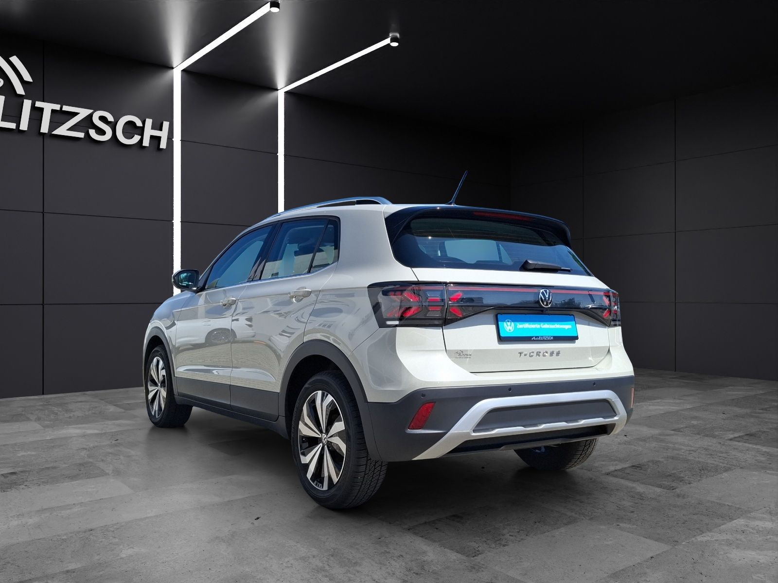 Fahrzeugabbildung Volkswagen T-Cross TSI Style Matrix AID ACC RFK SH LM