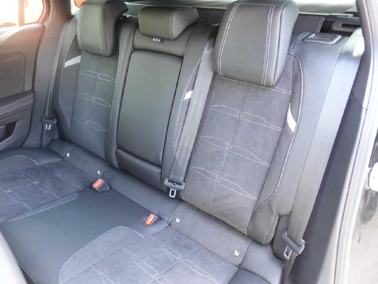 Fahrzeugabbildung Opel Astra L Sports Tourer 1,2 Ultimate Automatik