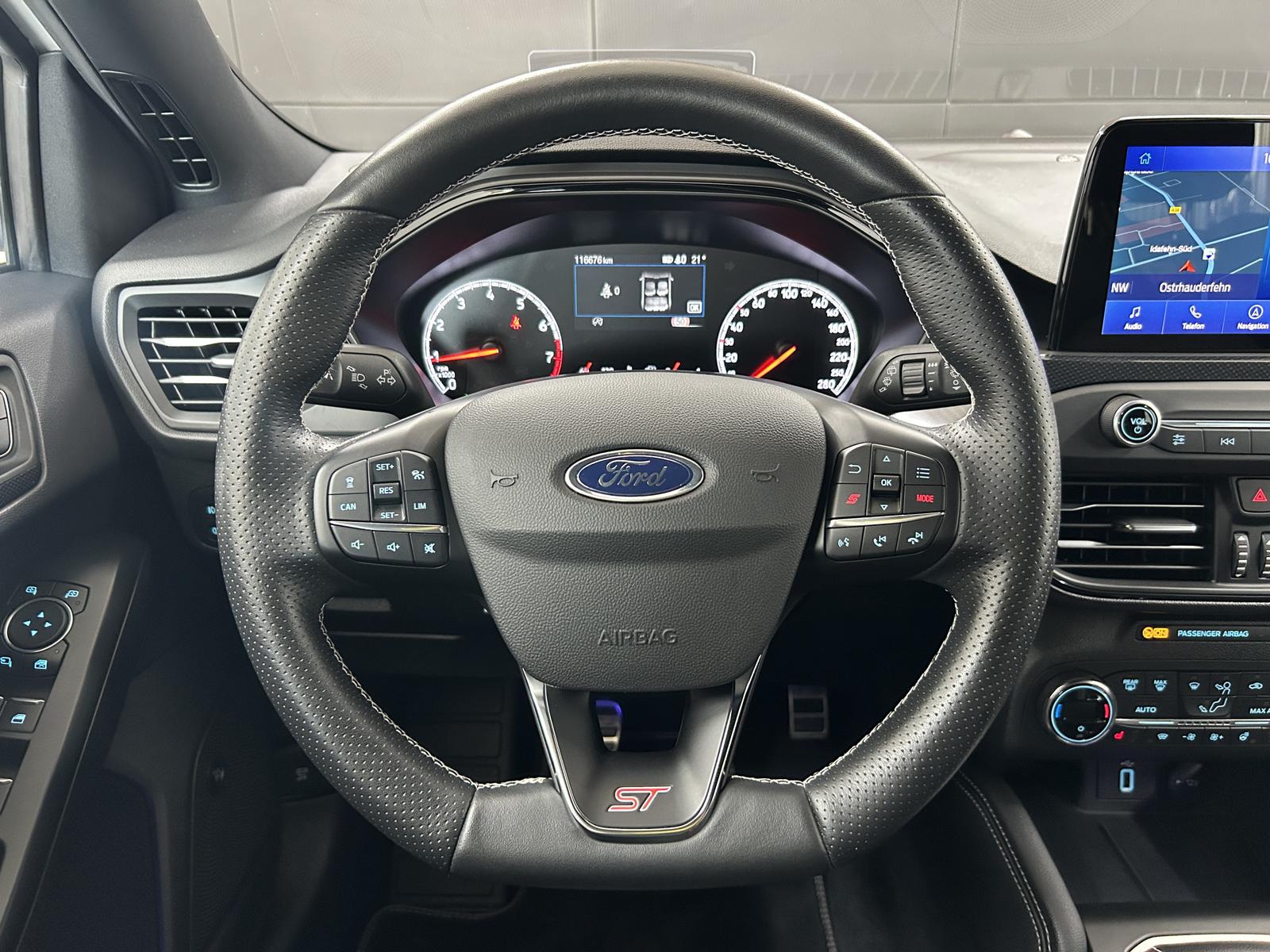 Ford Focus ST+ACC+HUD+Ambiente+B&O+Recaro+LED+Subwoof