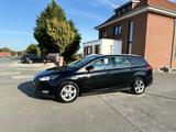 Ford Focus 1,0 Neues Modell/Alu/Klima/Euro 6 - Ford Focus mit Benzin-Antrieb: Kombi, 1.6