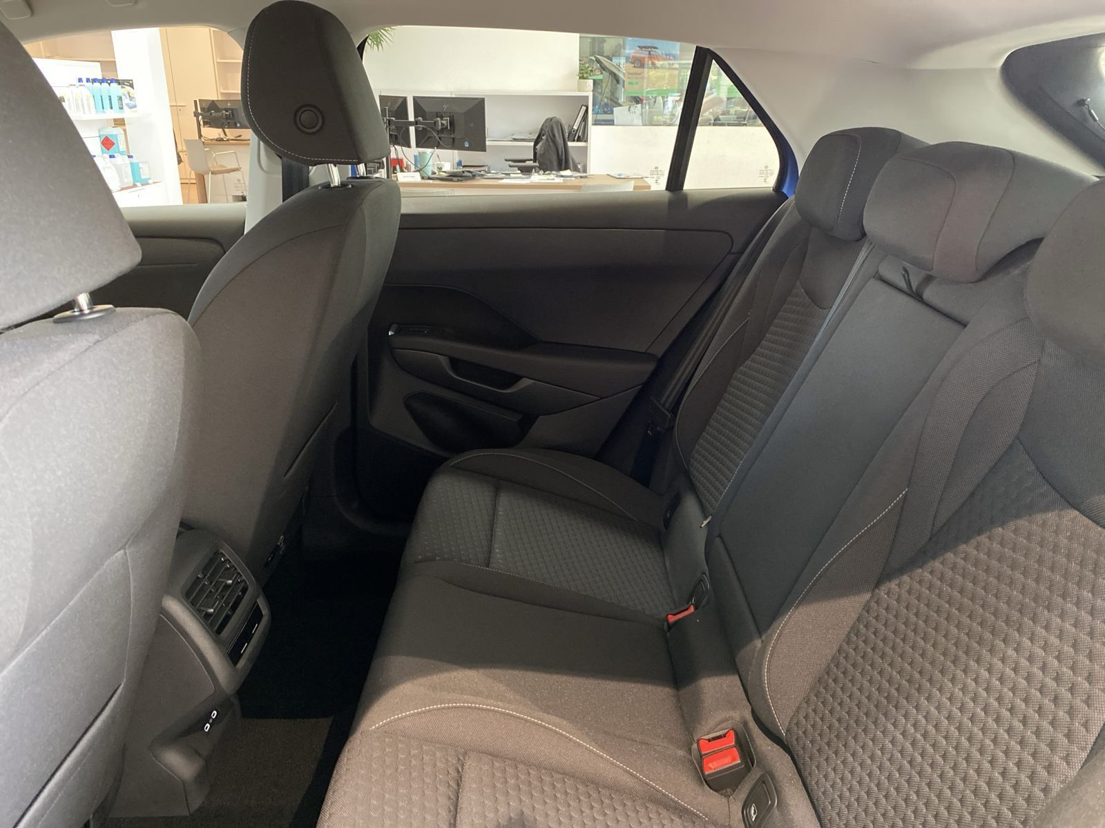 Volkswagen T-Roc - Bild 11