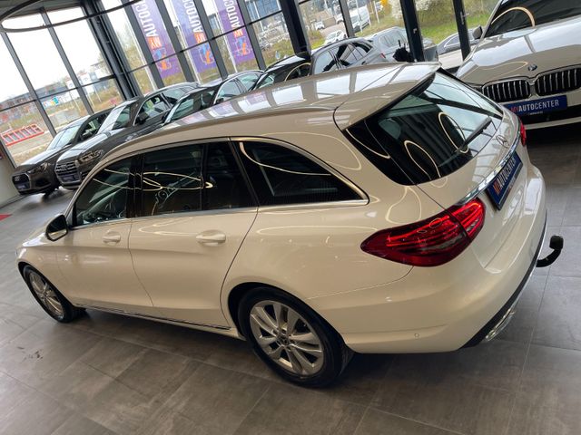 Mercedes-Benz C 180 *CARPLAY*PDC*AHK*LED*NAVI*EL.SITZE*
