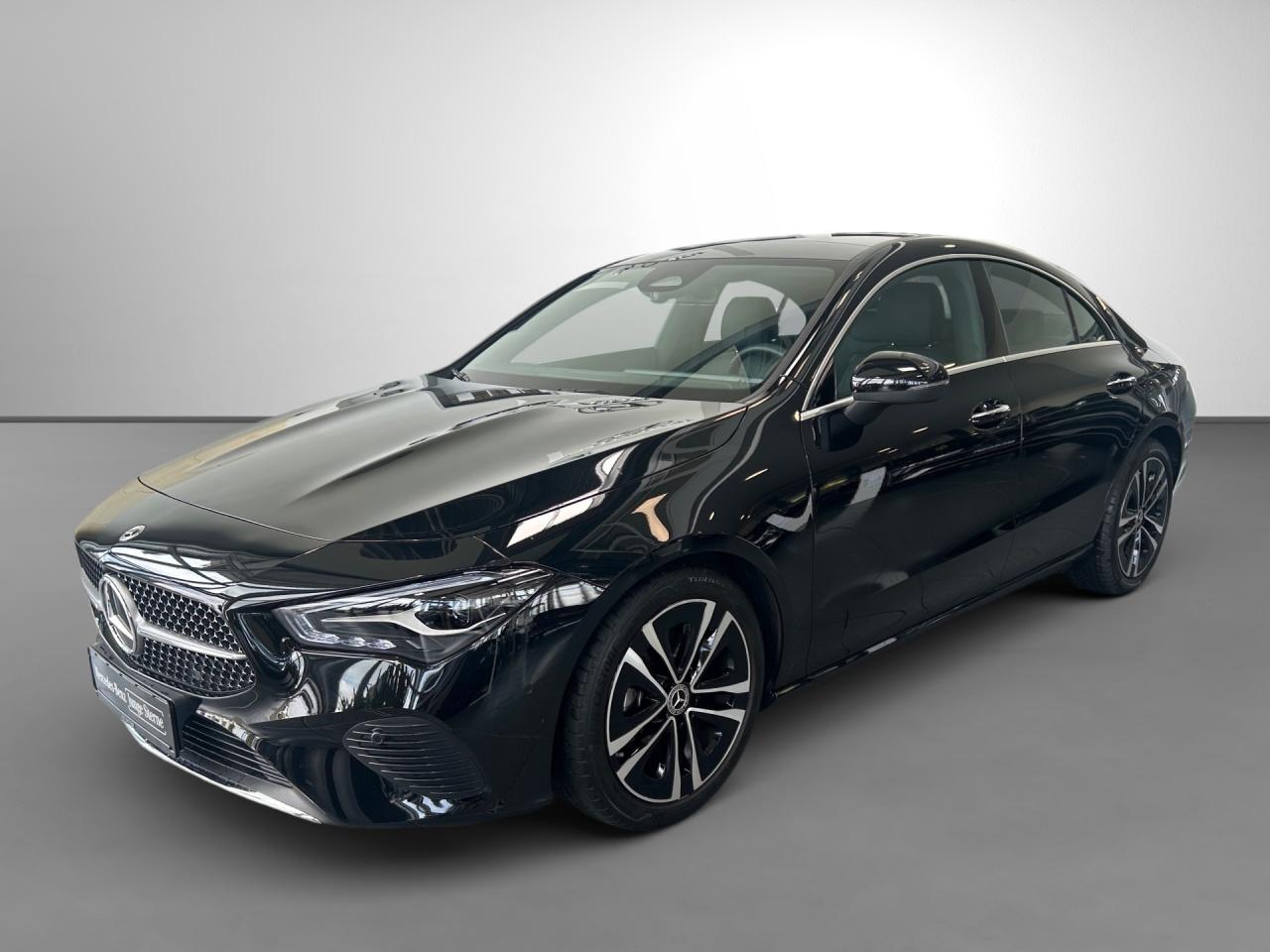 Mercedes-Benz CLA 180 Coupé Progressive ADV.+ Pano LED Kamera