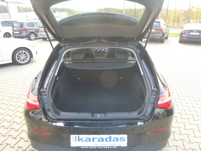Fahrzeugabbildung Mercedes-Benz CLA 180 Shooting Brake >AUT/NAV/SHZ