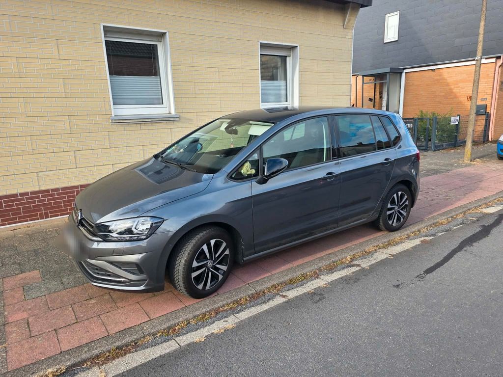 Image of Volkswagen Golf Sportsvan