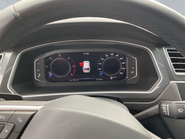 Tiguan 2.0 TDI DSG Life SHZ KAMERA NAVI ACC LED
