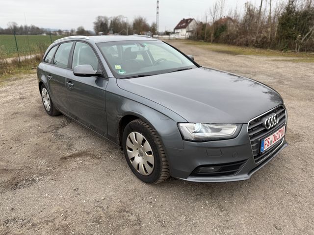 Audi A4 Avant Attraction * Xenon * Navi *Automatik