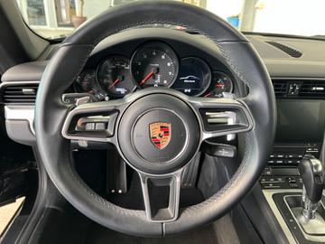 صورة مصغرة 11 لـ 2016 Porsche 911 URMODELL