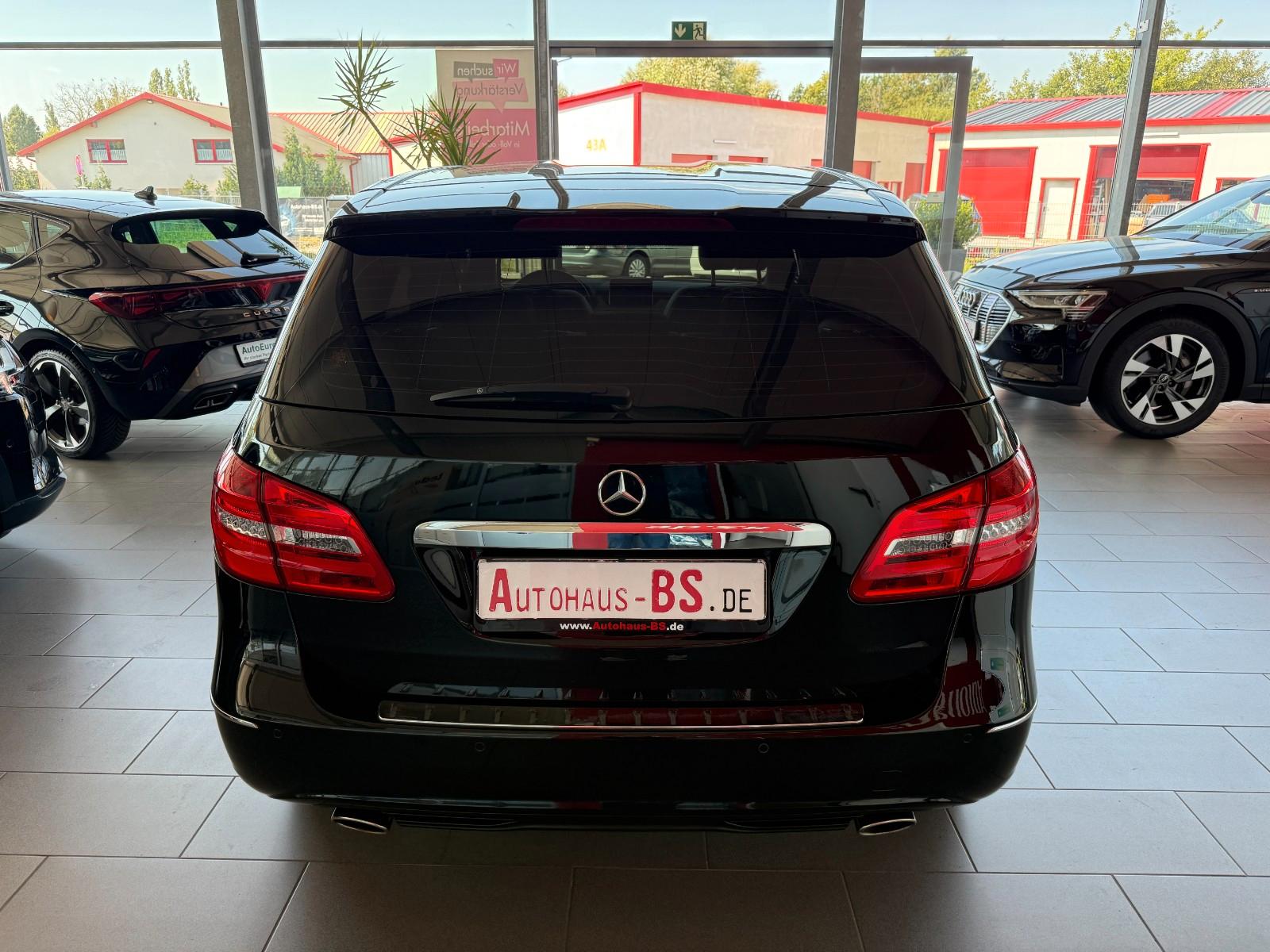 Mercedes-Benz B 180 CDI Navi SHZ el.AHK 17 Zoll PDC