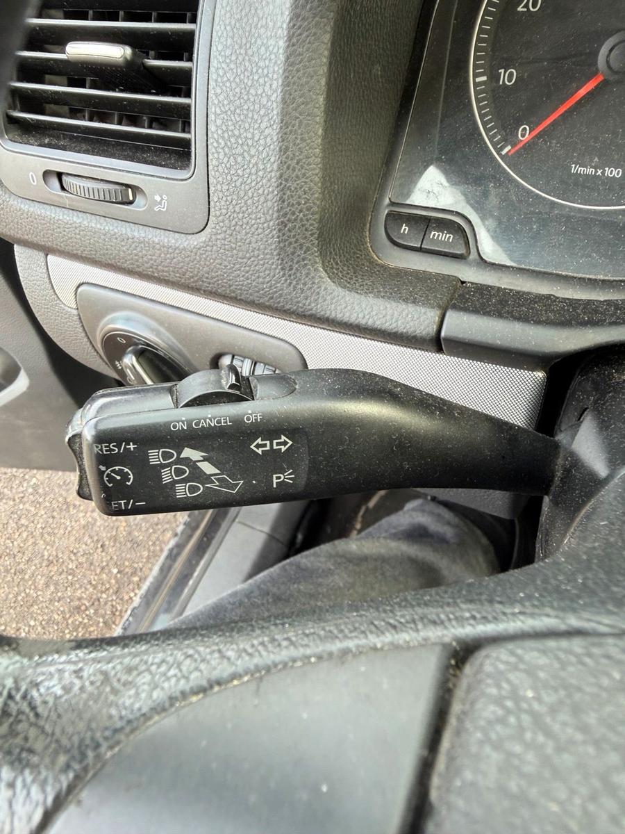 Volkswagen Golf 2009 — photo 12
