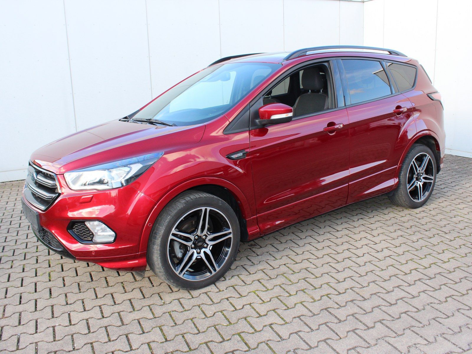 Fahrzeugabbildung Ford Kuga ST-Line 1,5 EcoBoost Start/Stopp