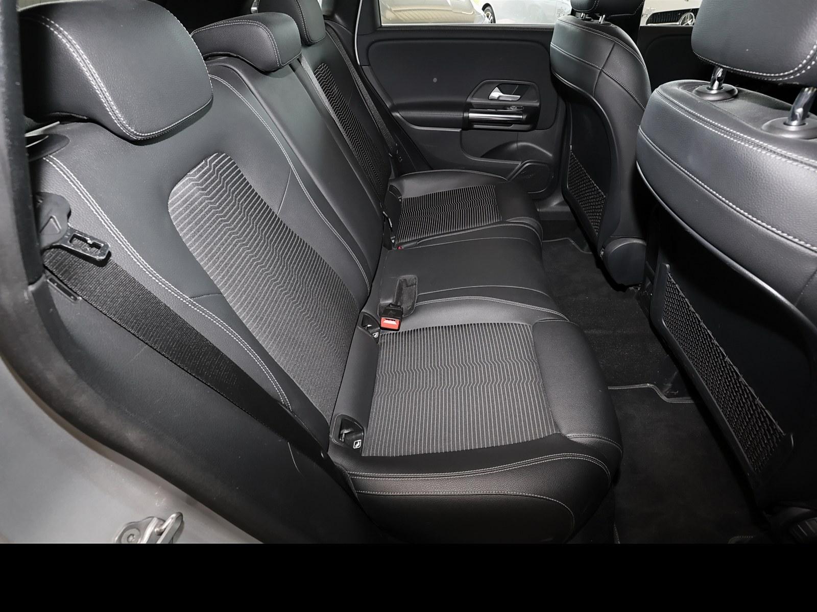 Mercedes-Benz B-Class Progressive PANO+AHK+CARPLAY+SPURHALTE+17", миниатюра 6