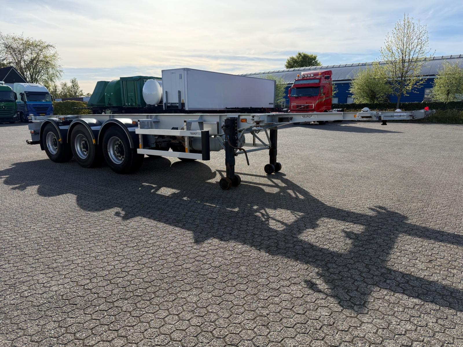 D-TEC BURG/BPO12-27 CCXGX/TANKTRAILER 20-30FT