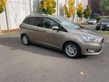 Ford Grand C-Max 1,5 EcoBoost 110kW Titanium Titanium