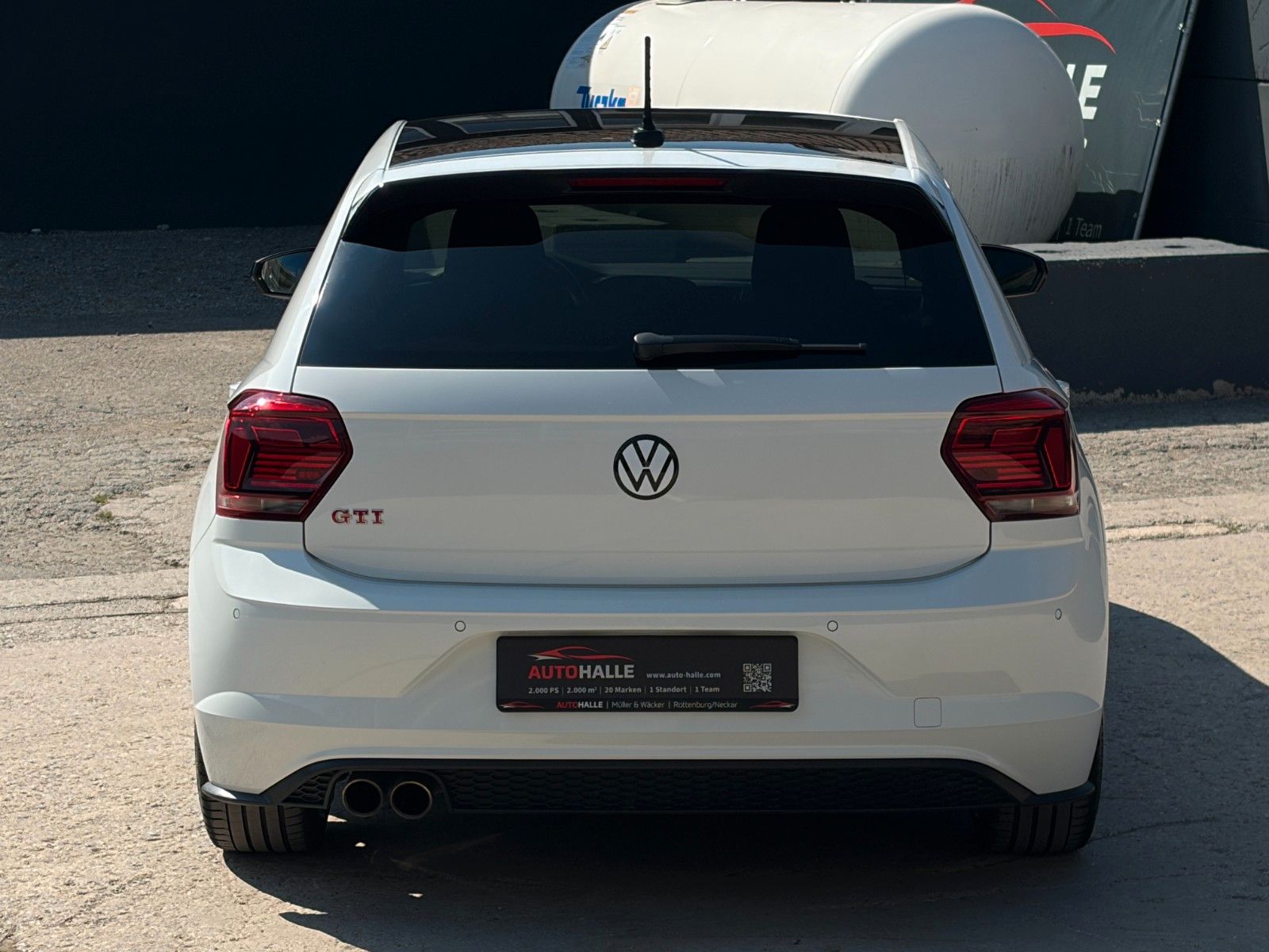 Fahrzeugabbildung Volkswagen Polo VI GTI 2.0 TSI DSG KW ACC PDC SHZ CarPlay