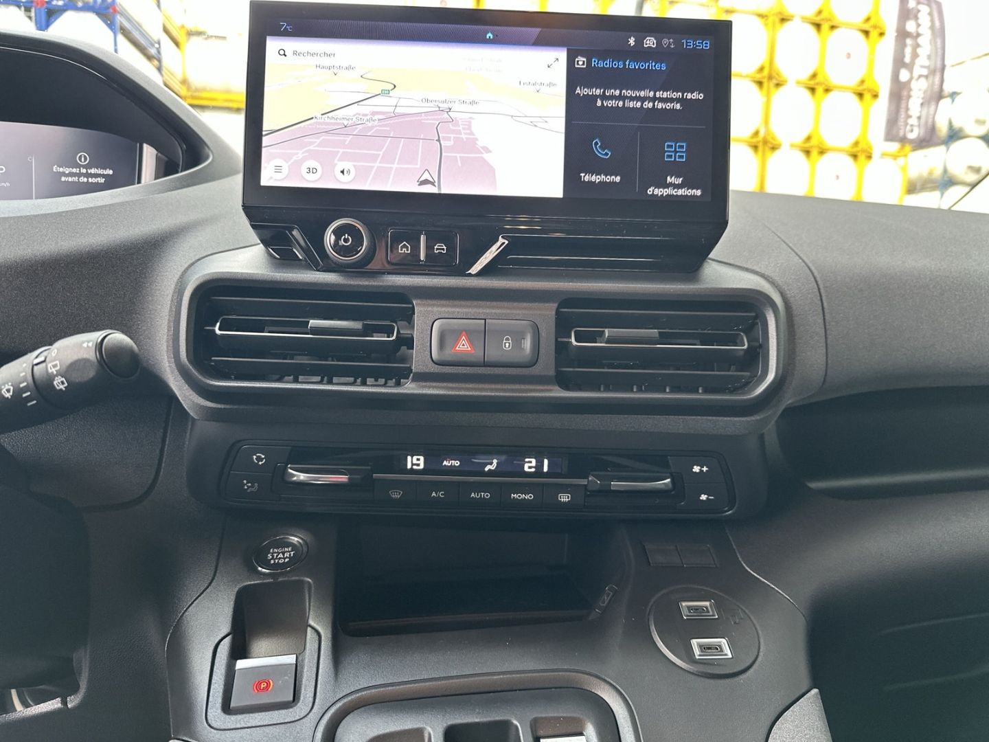 Fahrzeugabbildung Peugeot Rifter Allure N1 L2 Navi Allwetterreifen*Digital