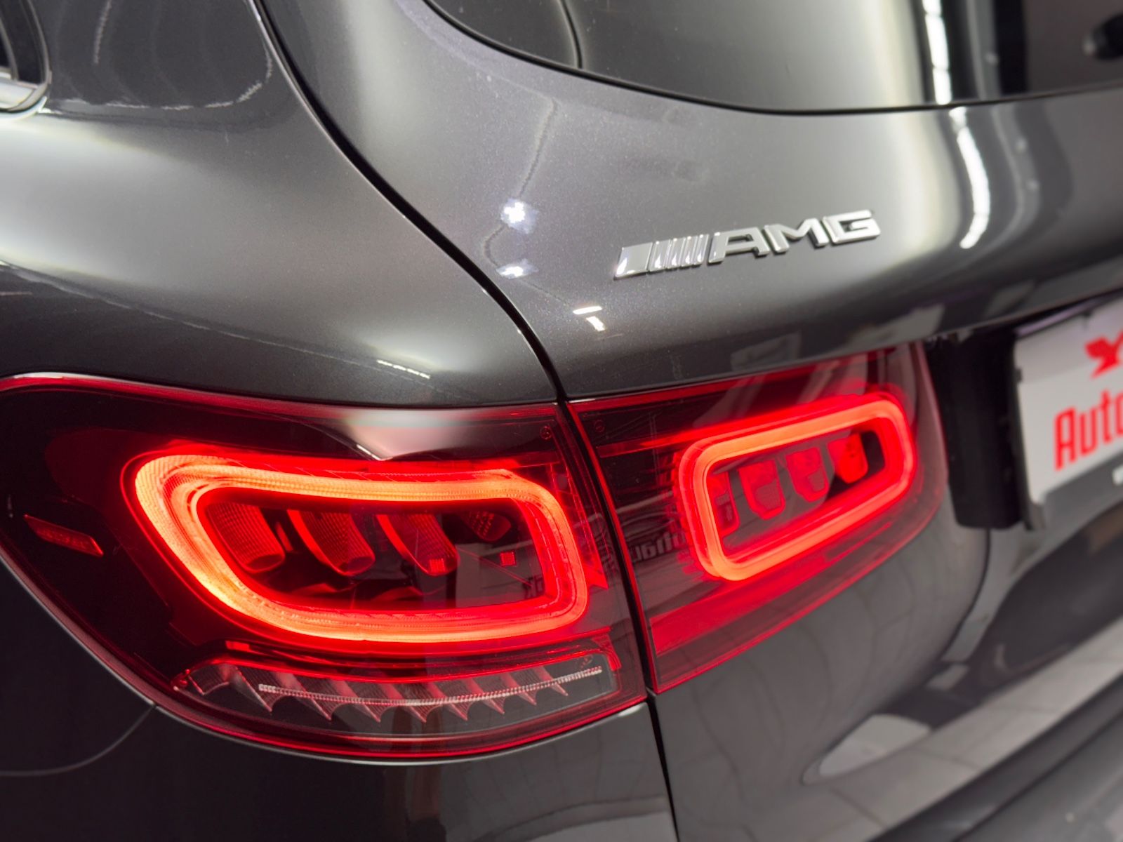 Fahrzeugabbildung Mercedes-Benz GLC 63 AMG 4Matic|PP-SITZE|PANO|AHK|360 KAMERA|