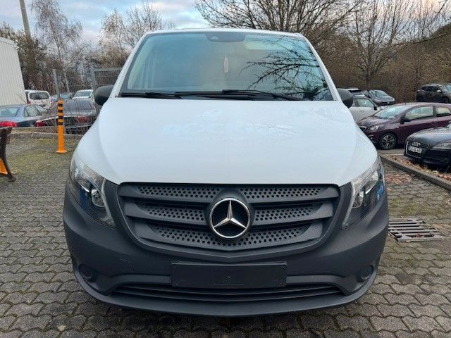 Fahrzeugabbildung Mercedes-Benz Vito Tourer 114 CDI Pro lang KAMERA NAVI 9 Sitze