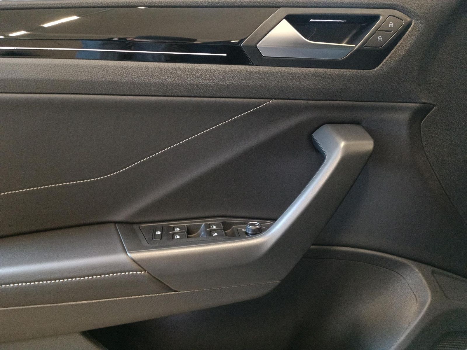 Volkswagen T-Roc - Bild 16