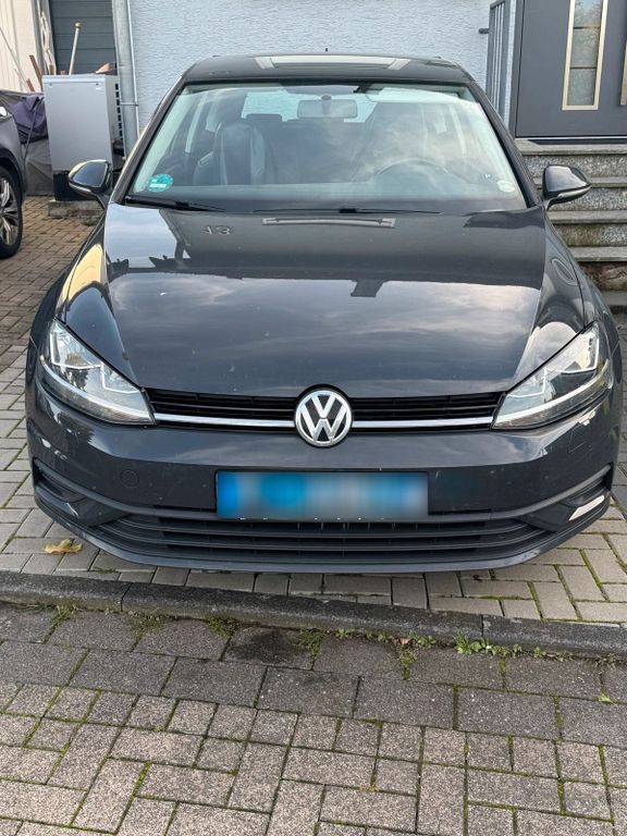 Image of Volkswagen Golf