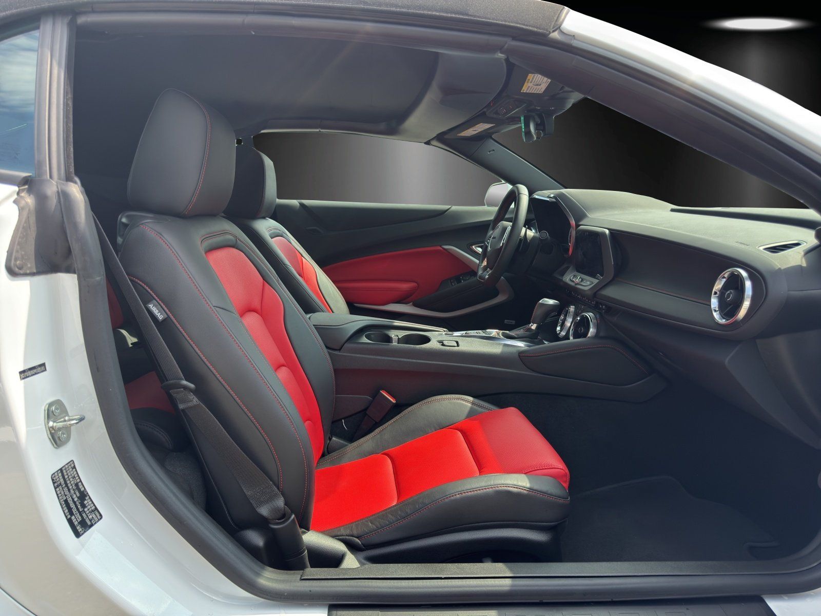 Fahrzeugabbildung Chevrolet Camaro Cabriolet Automatic RS PAKET/NAVI/RFK/TEM