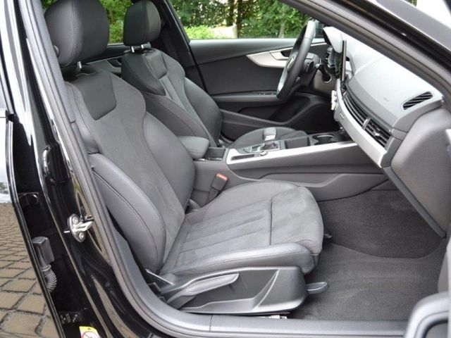 A4 Avant 45 TFSI quattro S-tronic S line COMPETI