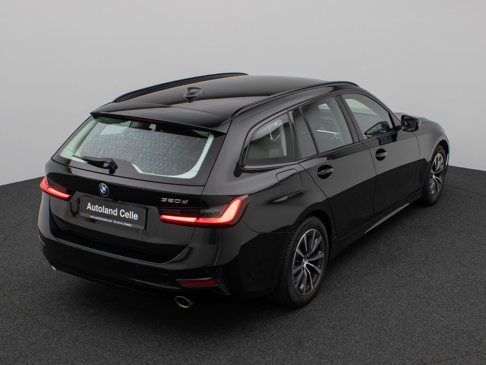 Fahrzeugabbildung BMW 320d Sport Line Kamera DAB HiFi Lordos Alarm LED