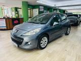 Peugeot 207 1.4 HDi 70CV Clima 5p. Allure - Peugeot 207 mit Diesel-Antrieb: 1.4