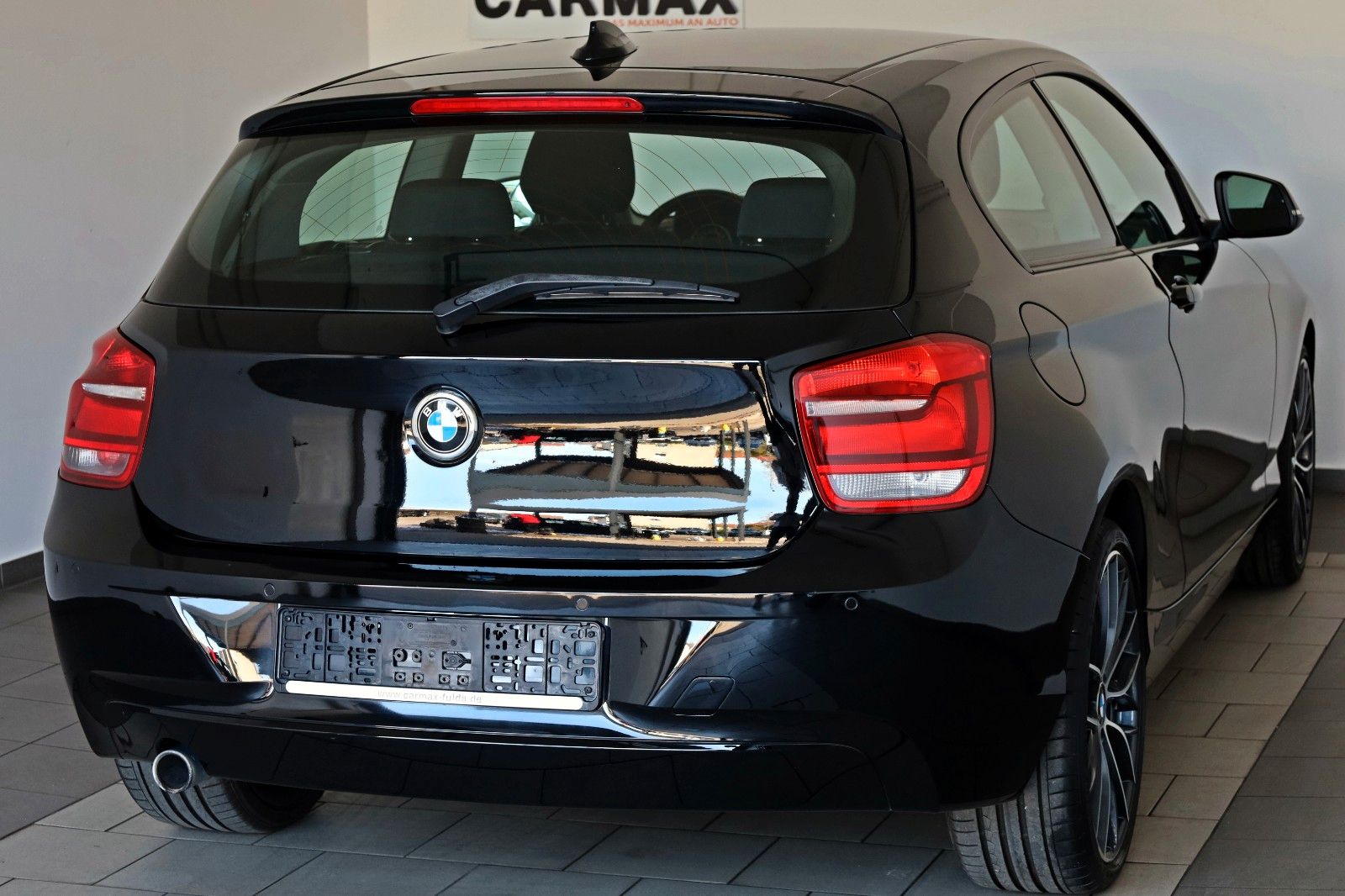 Fahrzeugabbildung BMW 116d SH,PDC,8-fach bereift