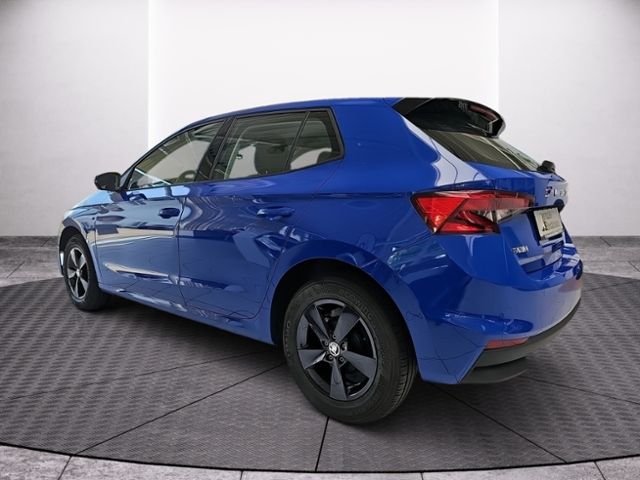 Fahrzeugabbildung SKODA Fabia 1.0 Essence KLIMA PDC LM