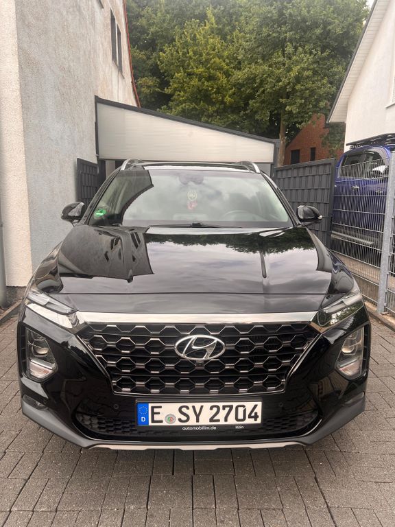 Image of Hyundai SANTA FE