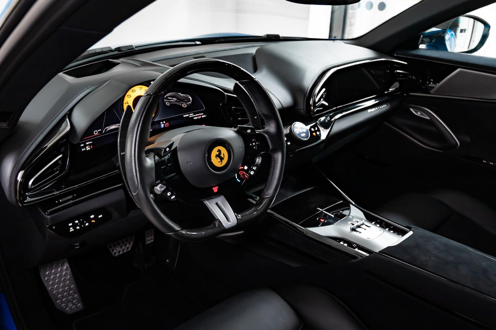 Ferrari Purosangue V12 DCT - Blu Corsa, Visual Carbon