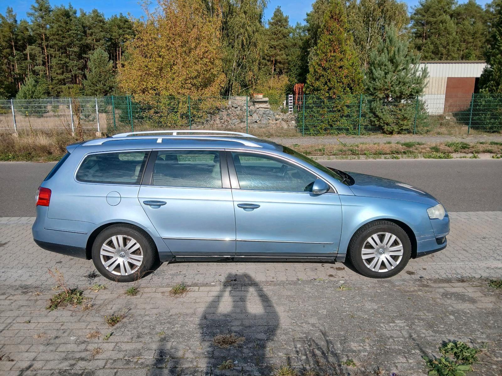 Volkswagen Passat 2006 — interior
