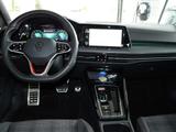 Volkswagen Golf VIII  2,0 GTI DSG SHZ LED ALU 18"APP C. - Volkswagen Golf: Vii GTI