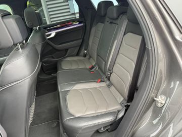 Volkswagen Touareg R-Line 4Motion+AHK+AWS+StHz+HUD+MEM+LED+