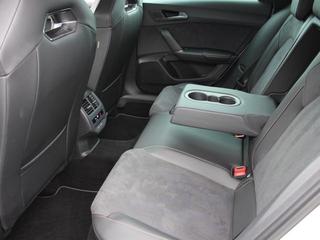 Leon ST VZ 2,0 TSI 4Drive 19"*ACC*el.Heckklappe