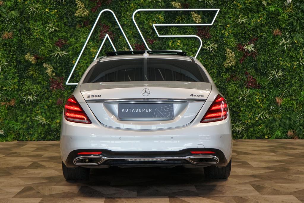 Mercedes-Benz S 560