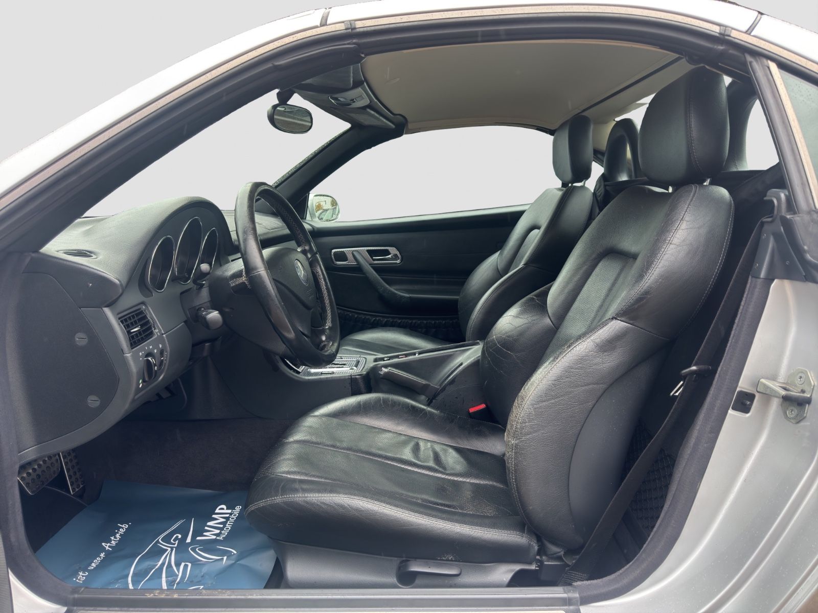 Fahrzeugabbildung Mercedes-Benz SLK 200 Kompressor/Leder/Klima./Sitzhz./TÜV