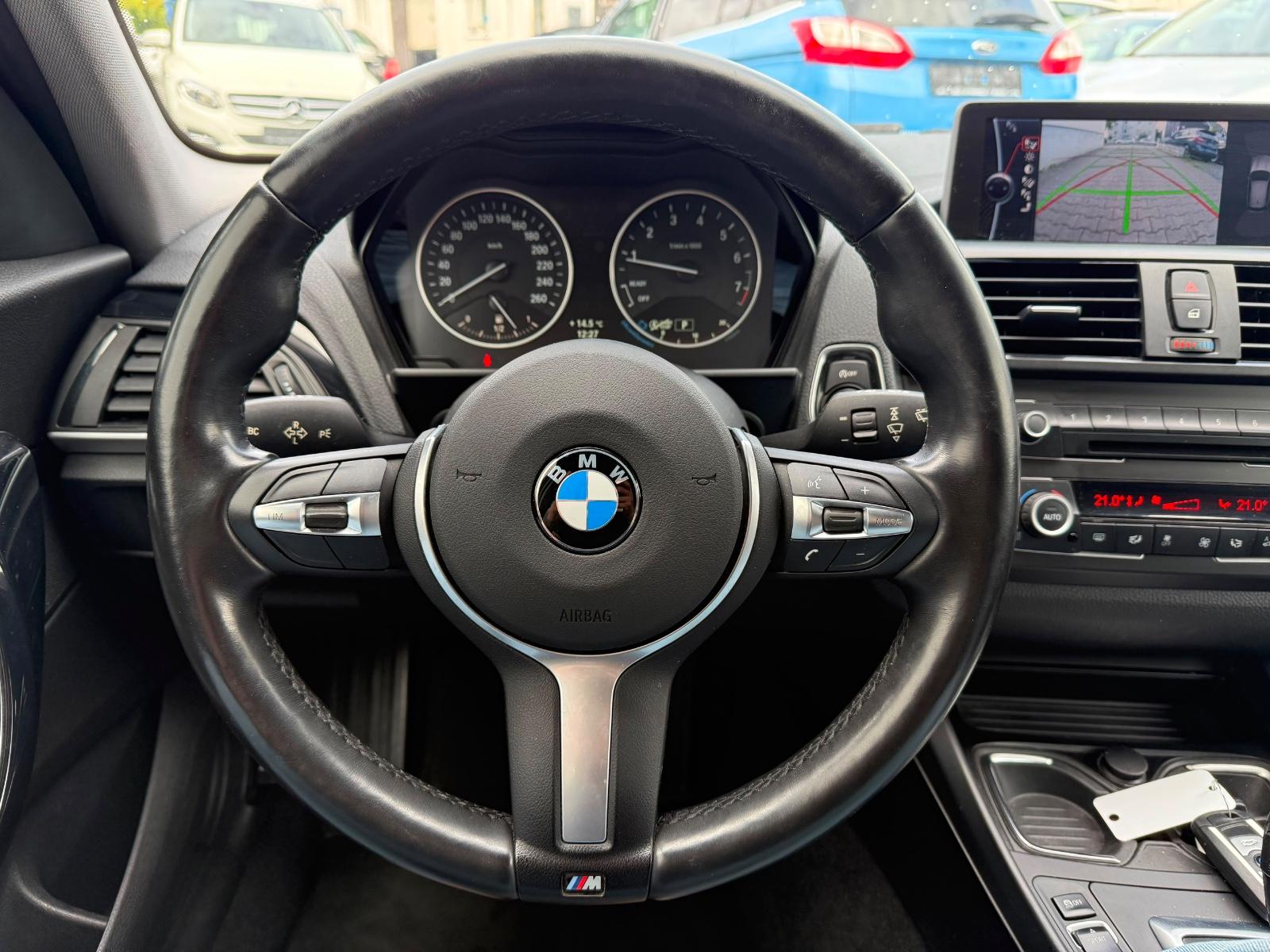 BMW 118 i Automatik*2.Hand*BiXenon*Navi*Kamera*AHK