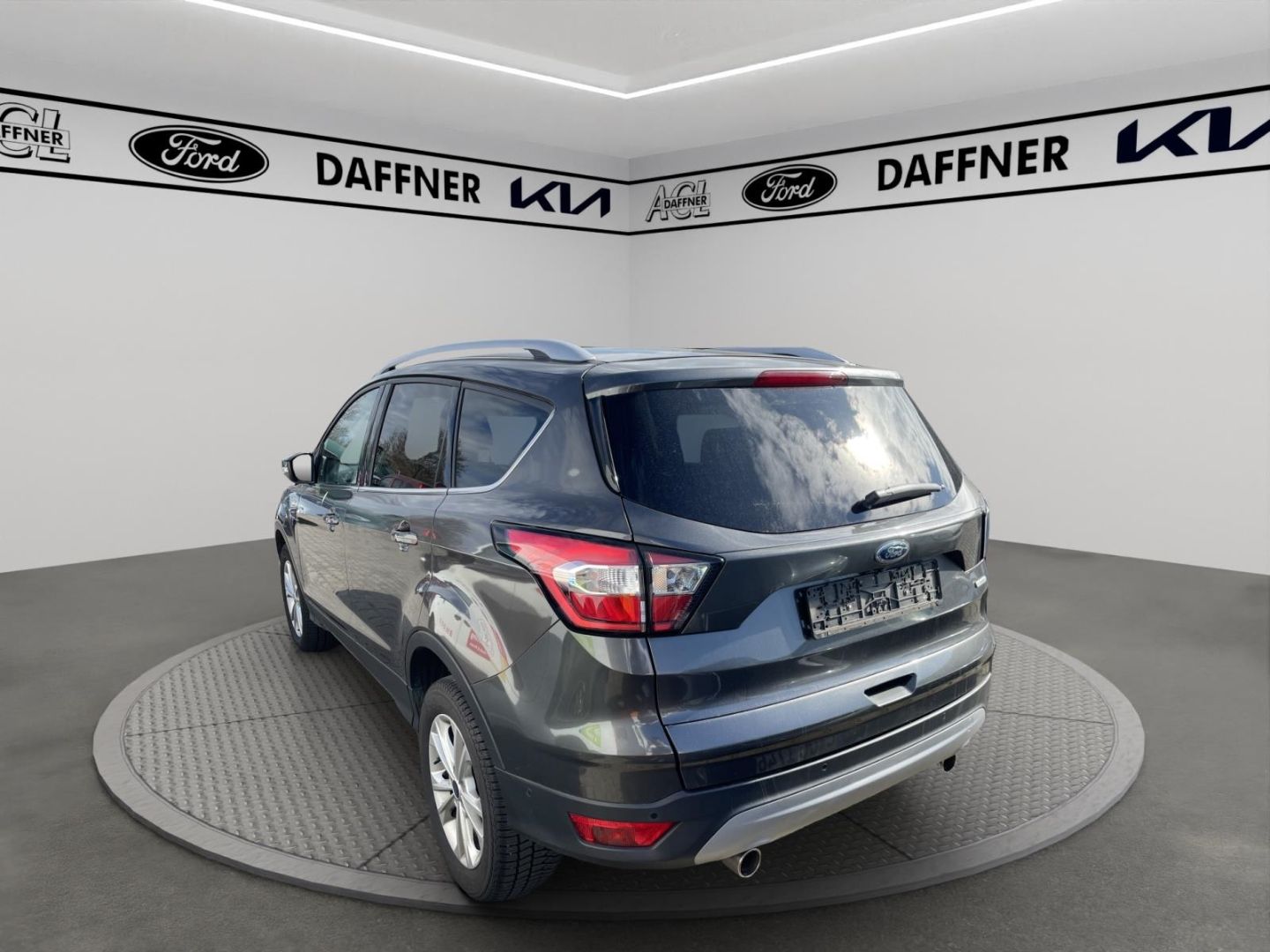 Fahrzeugabbildung Ford Kuga Titanium Navi El. Heckklappe Apple CarPlay