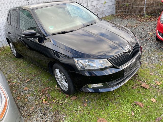 Skoda Fabia 1.2l TSI 81kW Active Plus Klima Tüv 26