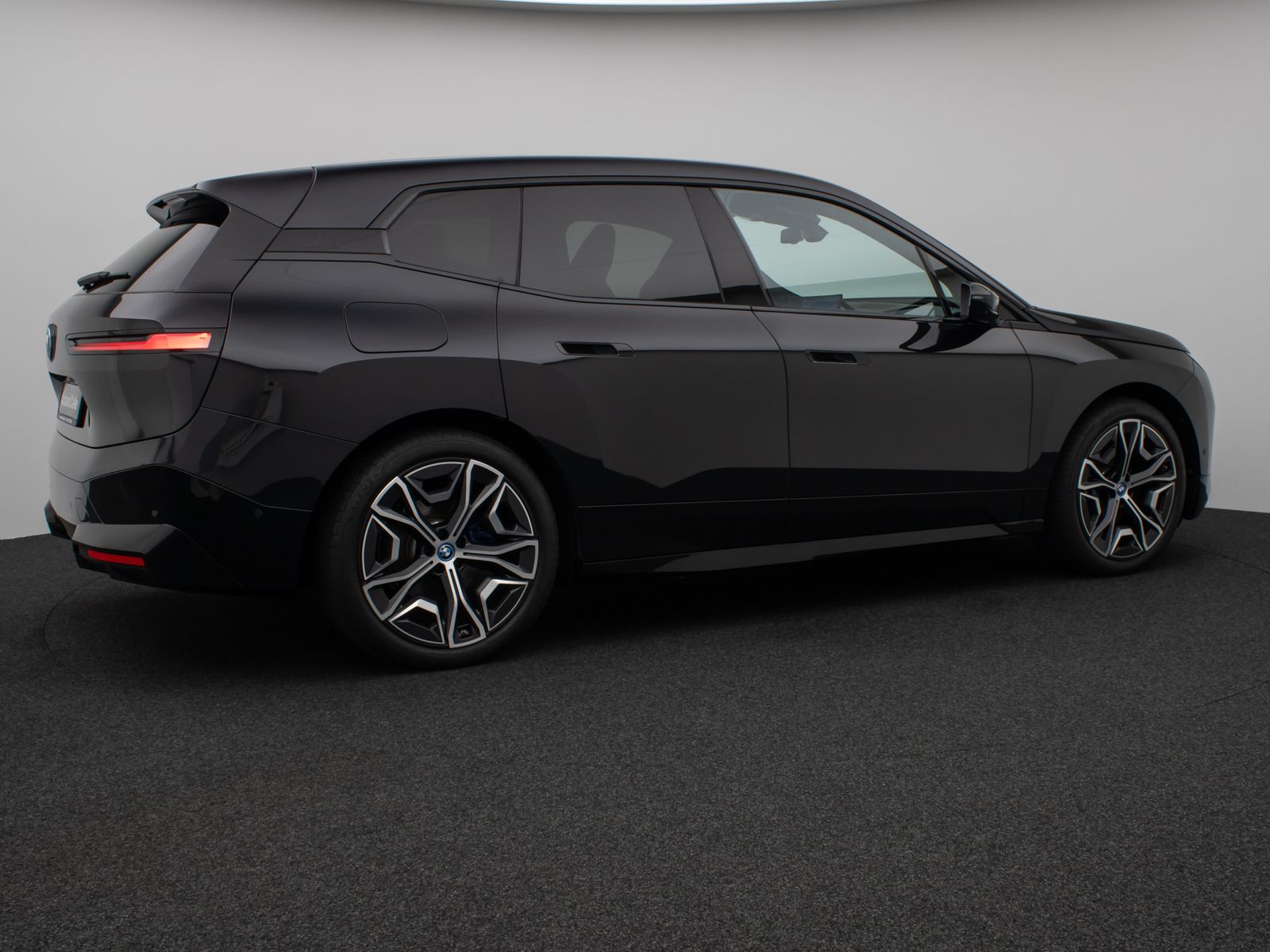 Fahrzeugabbildung BMW iX xD40 Sport Panorama Laser 360°ACC Komfort 22"