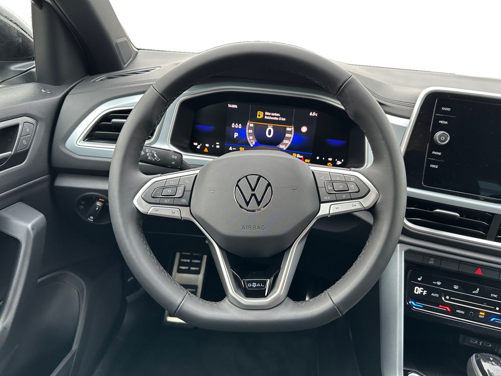 Volkswagen T-Roc - Bild 12