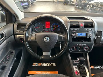 Volkswagen Golf V *TÜVSERVICE 092028*SZHZ*TEMPO*KLIMA*PDC