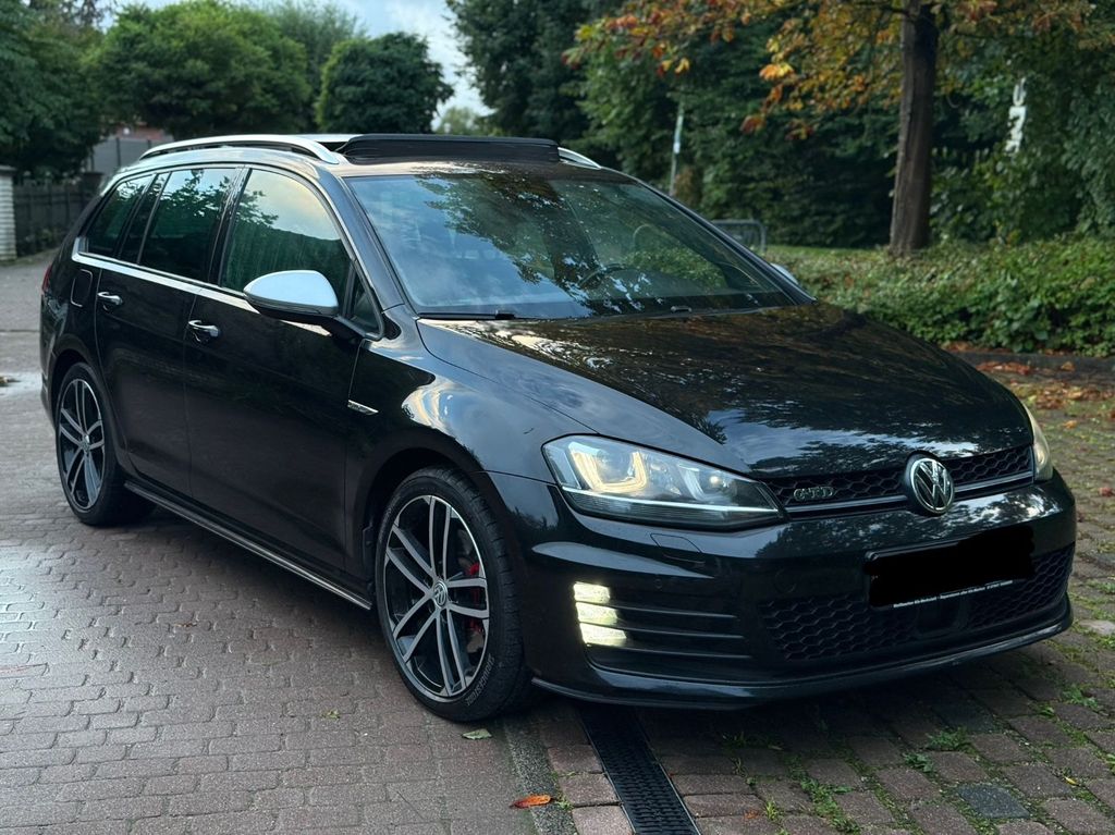 Image of Volkswagen Golf