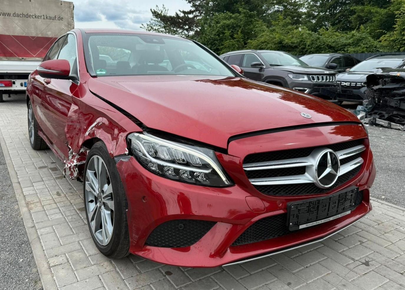 Mercedes-Benz C 200 Limousine Automatik Avantgarde Kamera APP