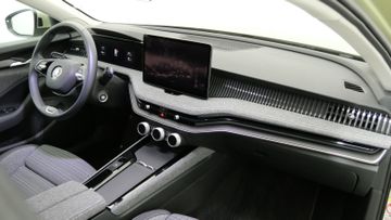Skoda Superb Combi 1.5 TSI mHEV Selection DSG AHK 360°